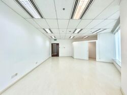 Sunshine Plaza (D7), Office #545475611